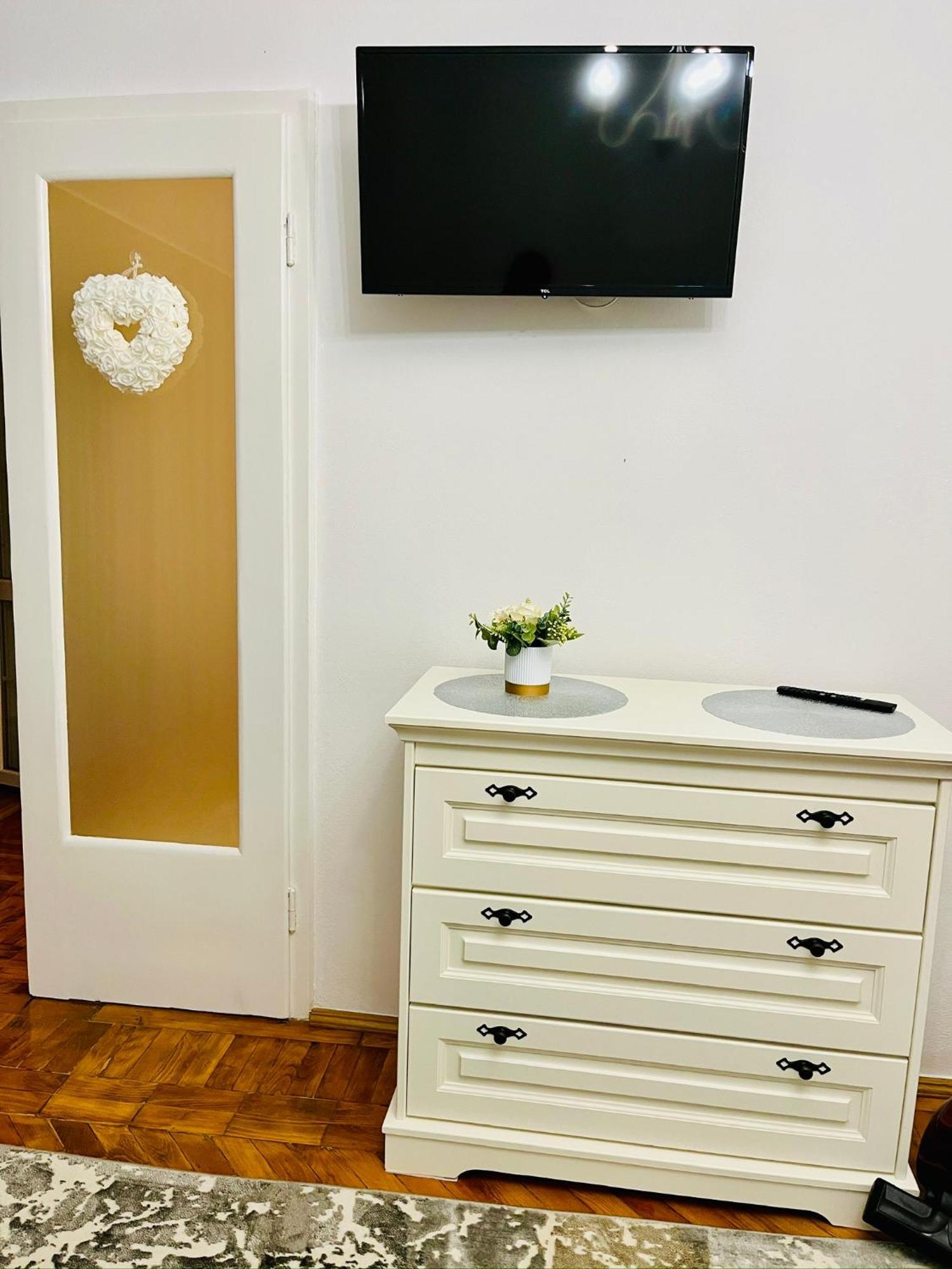 Dream Rooms Hunedoara Bagian luar foto